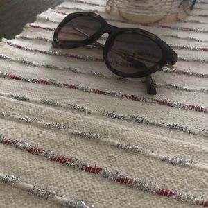 Meet your Posher, Stefany